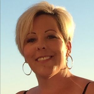 Meet your Posher, Deanna